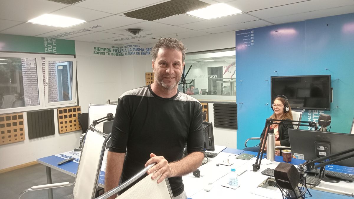 Rodolfo de Paoli habló en Radio Nihuil sobre el trabajo de cara al debut en Primera de Independiente Rivadavia.