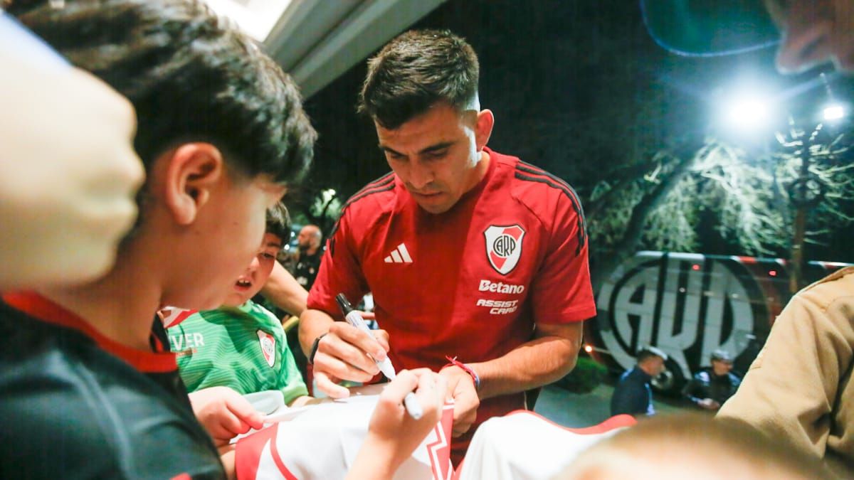A qué hora llega River a Mendoza: en qué hotel se hospedará para el recibimiento de los hinchas