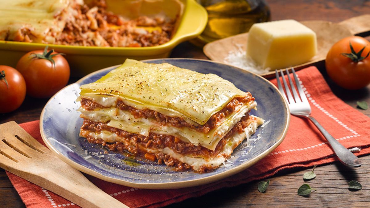 La lasaña es una de las mejores recetas para disfrutar en otoño.
