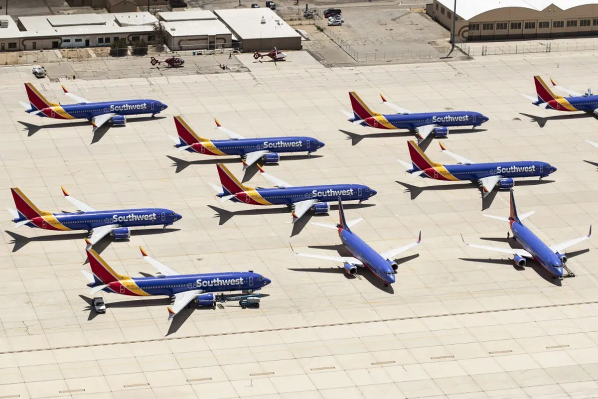 El avión fue retirado del servicio y las autoridades policiales locales fueron notificadas del incidente. Crédito: EFE. El avión fue retirado del servicio y las autoridades policiales locales fueron notificadas del incidente. Crédito: EFE.