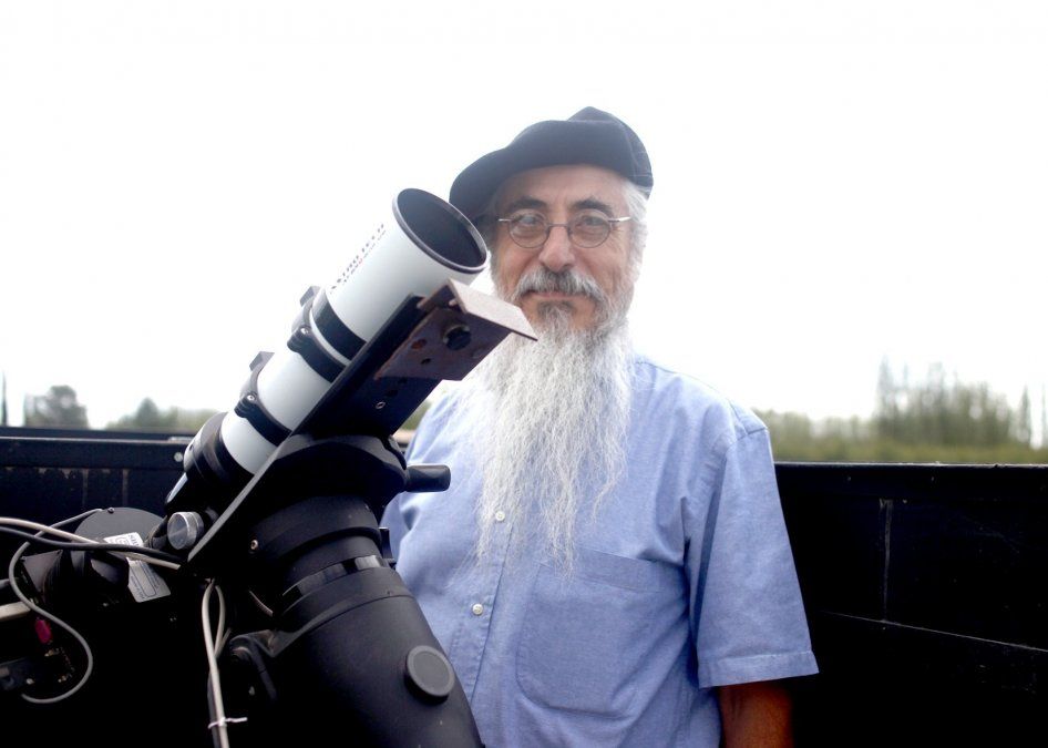 Jaime García y la guía del cielo del hemisferio Sur