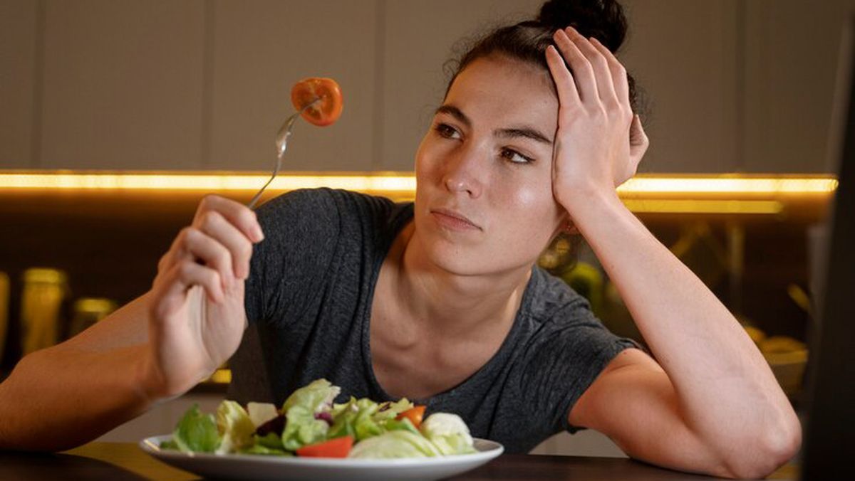 Iniciar una dieta para adelgazar rápido suele provocar irritación si se hace mal.