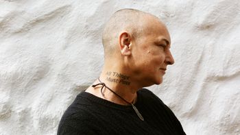 Sinéad O'Connor fue hospitalizada, tras amenazar con matarse