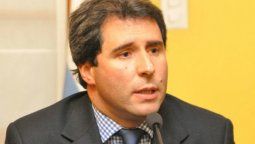 El gobernador de San Juan cruzó a De Vido y defendió a Gioja