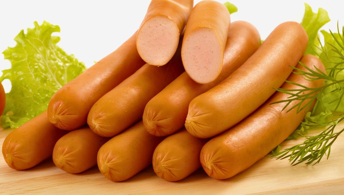 La salchicha es un alimento práctico y rápido, muy popular en el mundo. La salchicha es un alimento práctico y rápido, muy popular en el mundo. 