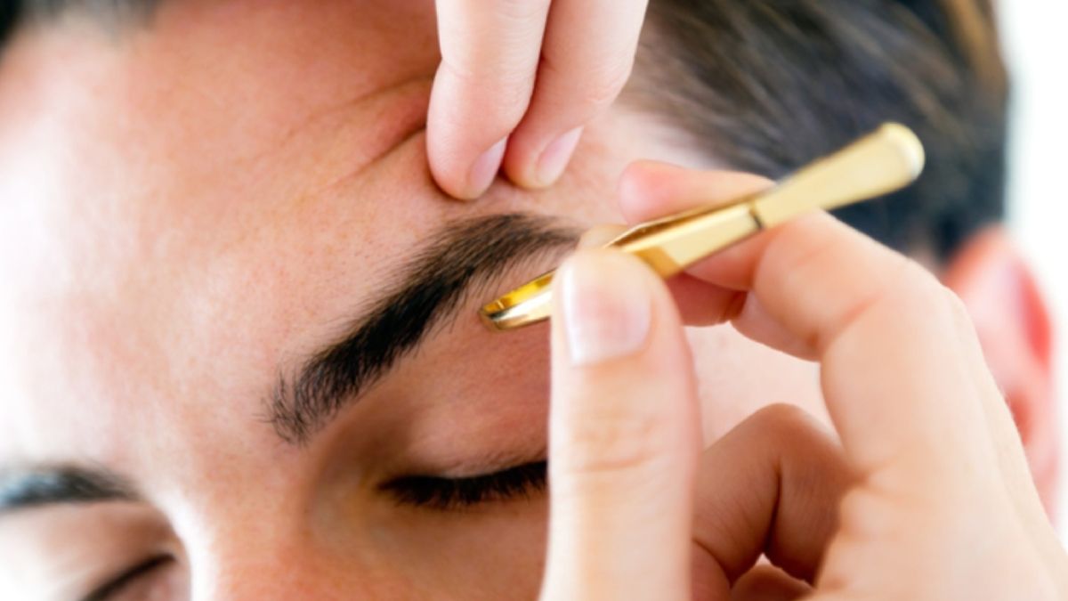 Los tips de belleza ayudan a mantener las cejas siempre es armonía con el rostro.