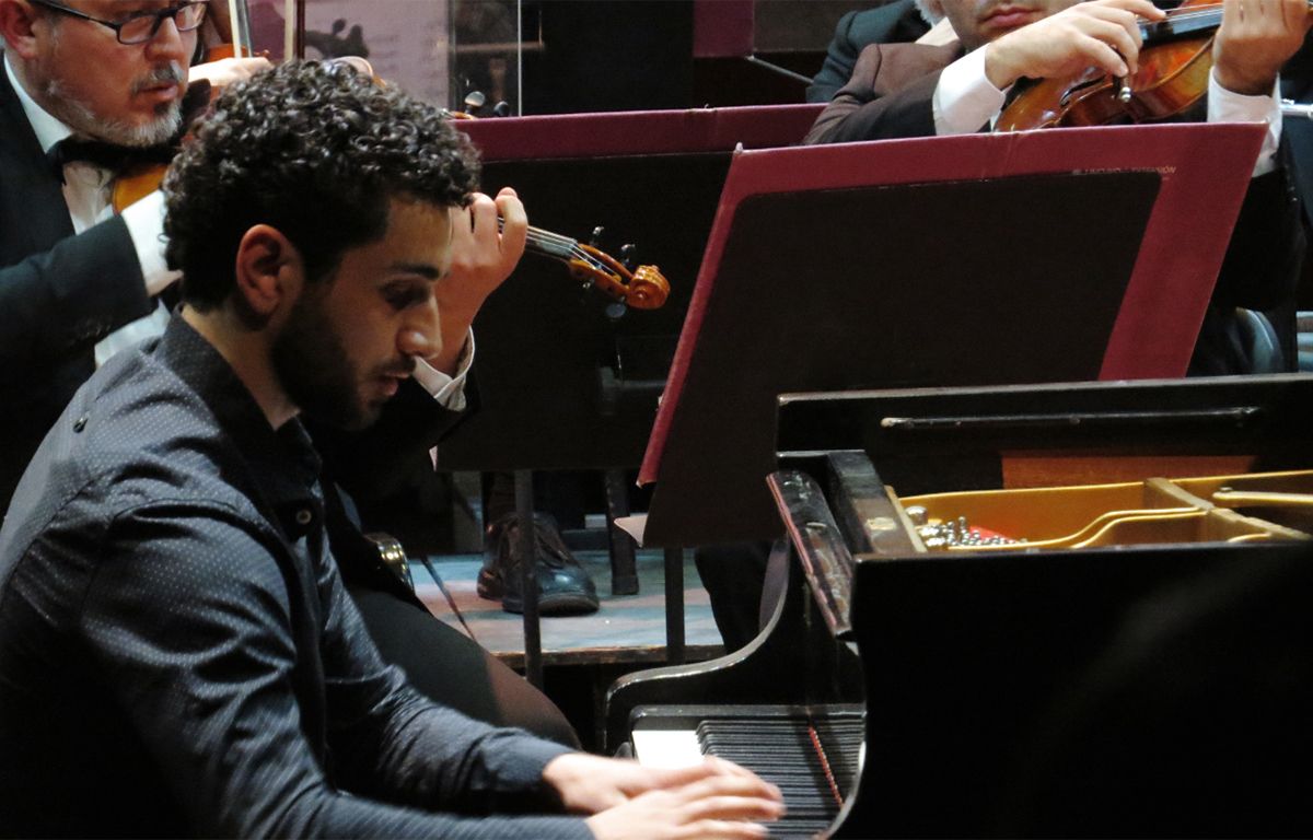 Pianista invitado. Julián Salcedo Elías. Pianista invitado. Julián Salcedo Elías. 