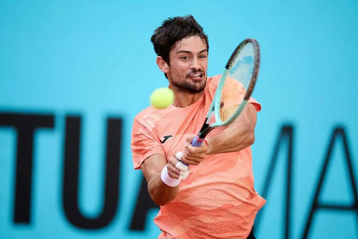 Navone jugará el sábado con Zverev.