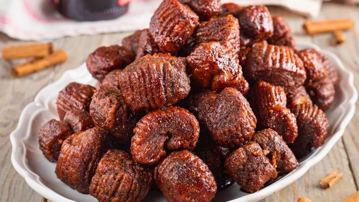 Los turdilli, conocidos como “ñoquis dulces”, son un postre calabrés que combina tradición, sabor y una textura crujiente irresistible. Los turdilli, conocidos como “ñoquis dulces”, son un postre calabrés que combina tradición, sabor y una textura crujiente irresistible.