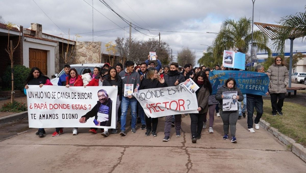 Los vecinos de San Basilio (Córdoba) se movilizaron para que se investigara el caso.