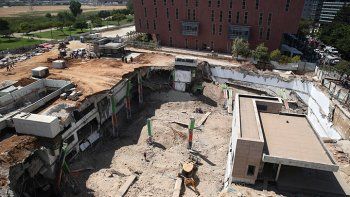 Tel Aviv: personas quedaron atrapadas tras derrumbarse un edificio