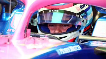 Franco Colapinto tuvo una mañana desastrosa en las pruebas de F1 en Bahréin: grúa y bandera roja Franco Colapinto tuvo una mañana desastrosa en las pruebas de F1 en Bahréin: grúa y bandera roja