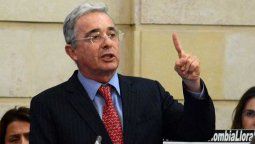 Uribe dispuesto a reunirse con las FARC para lograr paz en Colombia