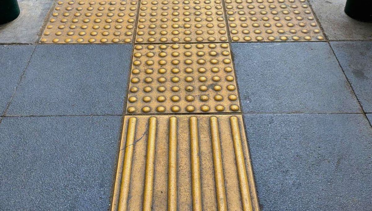 De Japón a Mendoza: el invento que está presente en todas las veredas y nadie sabe el por qué de su diseño