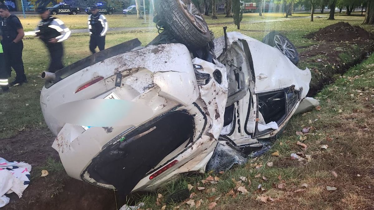 El accidente ocurrió en Acceso Este y calle Cañadita Alegre, de Guyamallén.