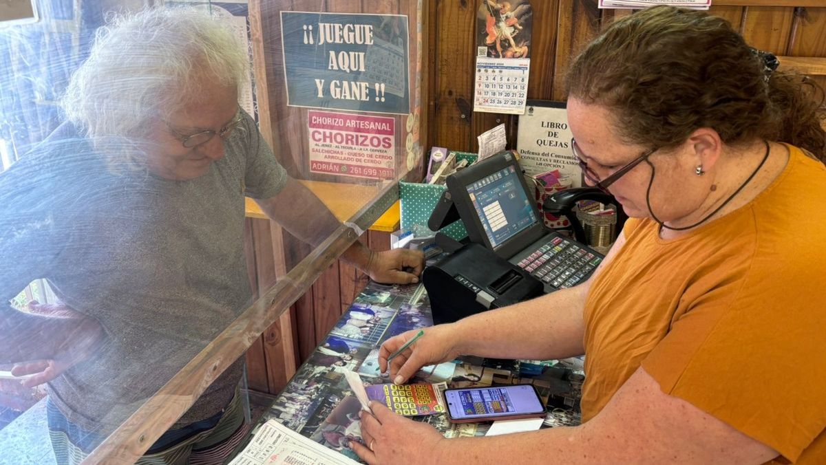 Alejandra, de la subagencia 