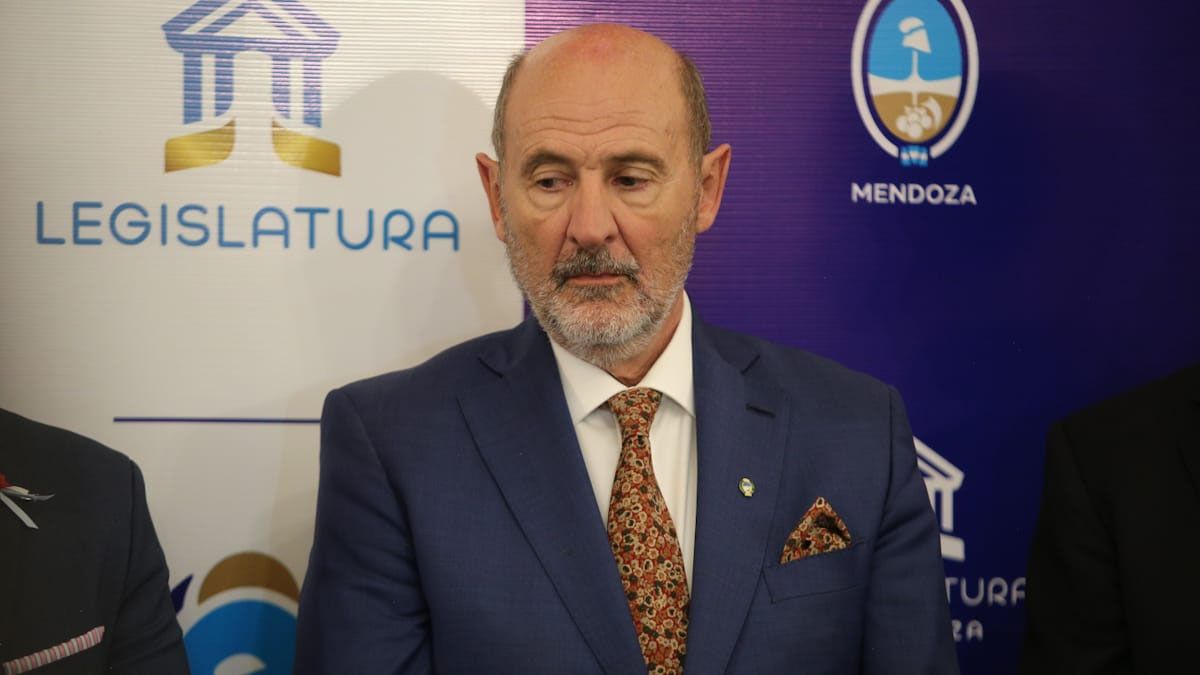 Rodolfo Vargas Arizu, ministro de Producción. Rodolfo Vargas Arizu, ministro de Producción.