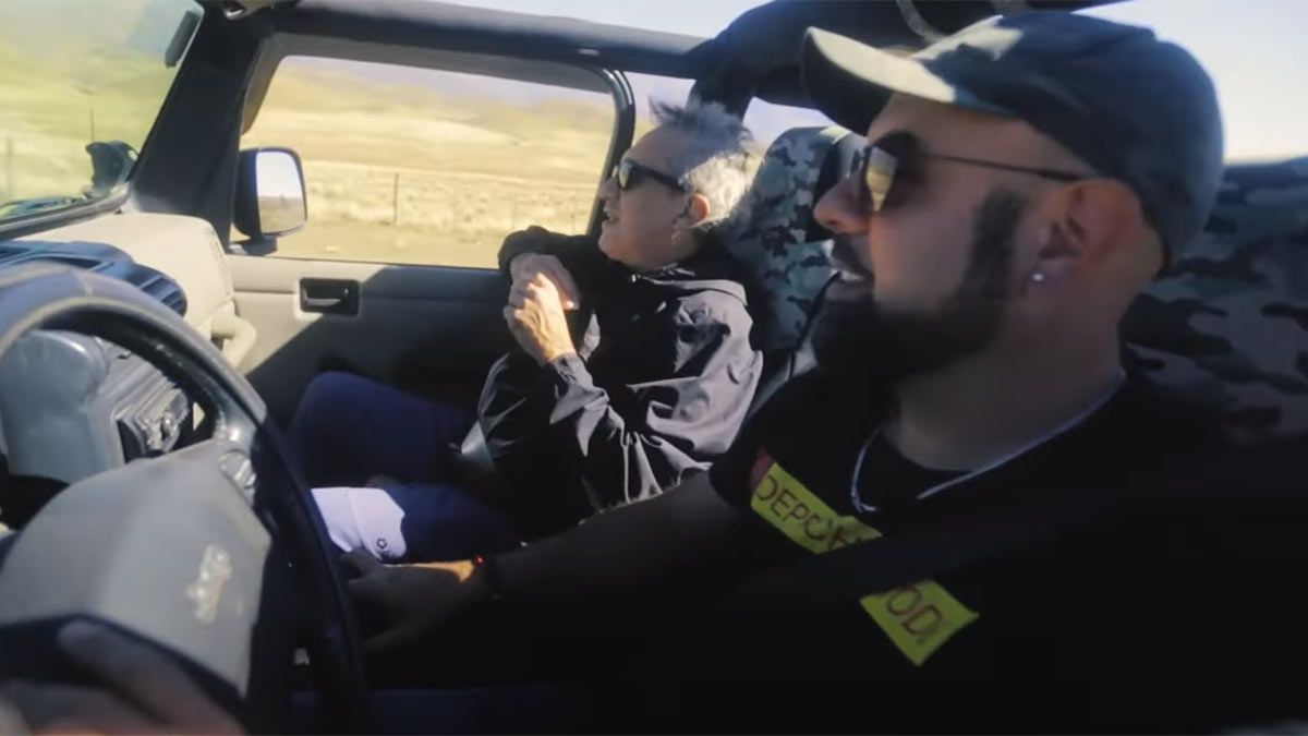 Marciano Cantero y Don Torres en el clip Este suelo.