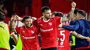 Independiente de Avellaneda reaccionó a tiempo y le empató a Unión en un partidazo por el Torneo Apertura Independiente de Avellaneda reaccionó a tiempo y le empató a Unión en un partidazo por el Torneo Apertura