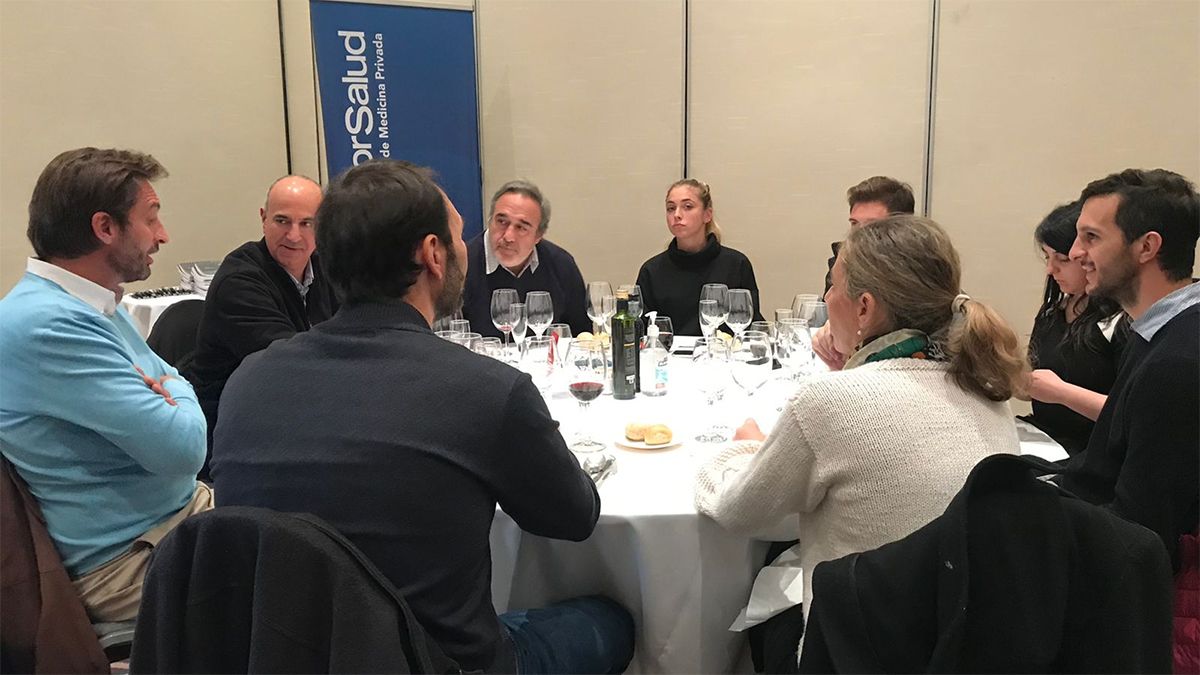 El tema preponderante del almuerzo organizado por la Asociación de Ejecutivos de Mendoza (AEM) fue el del financiamiento de las Pymes y las líneas de crédito disponibles para ese importante sector de la producción en la provincia.