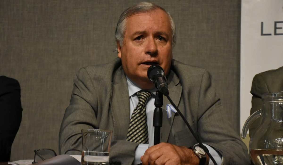 Gabriel Balsells Miró fue designado nuevamente como titular de la Oficina de Ética Pública.