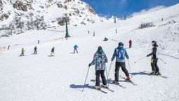 La nieve fue protagonista de un fin de semana largo con más de un millón de turistas.