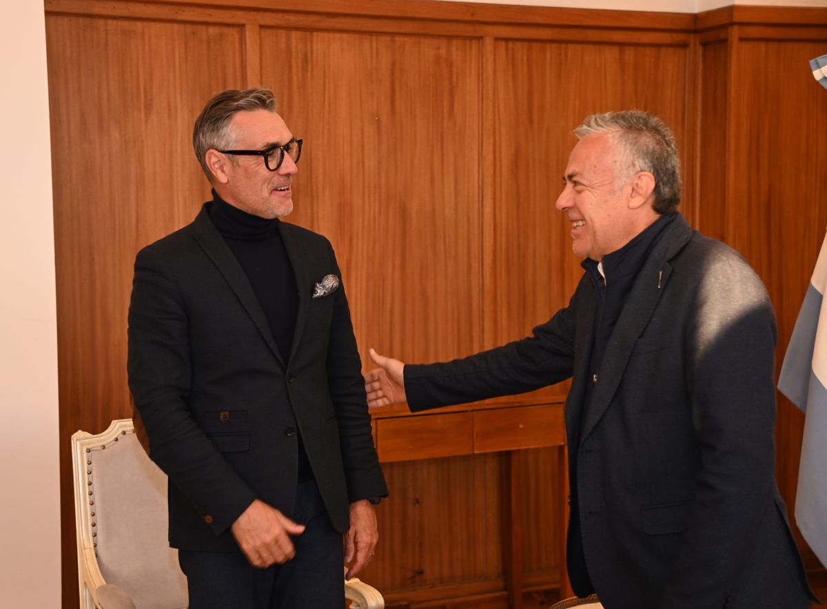 El gobernador Cornejo junto al director de Exposium y organizador d Vinexpo