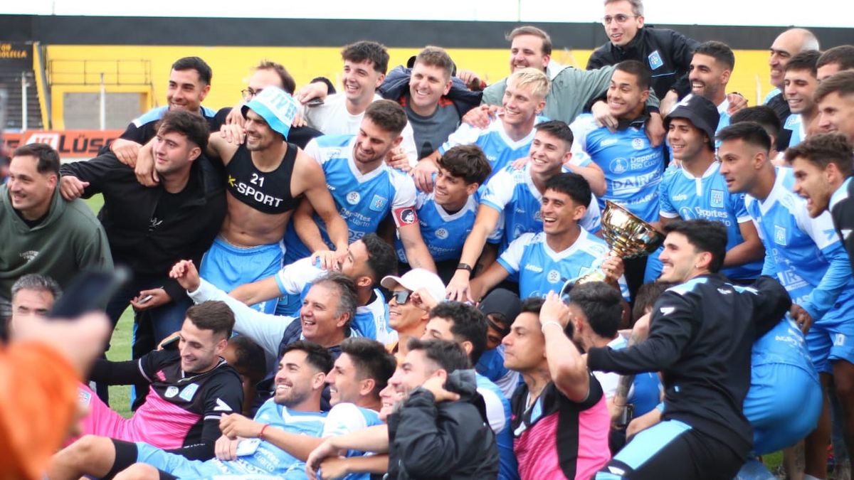 Estudiantes de Río Cuarto empató con Deportivo Madryn y subió a Primera