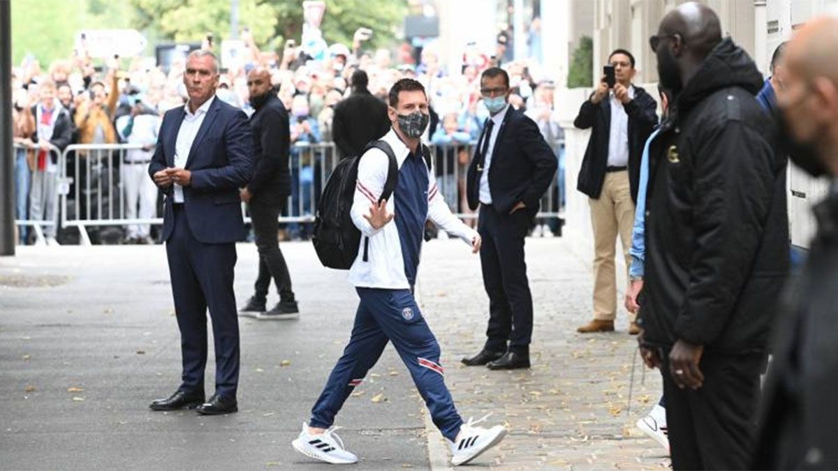 Así fue la estruendosa llegada de Messi a Reims