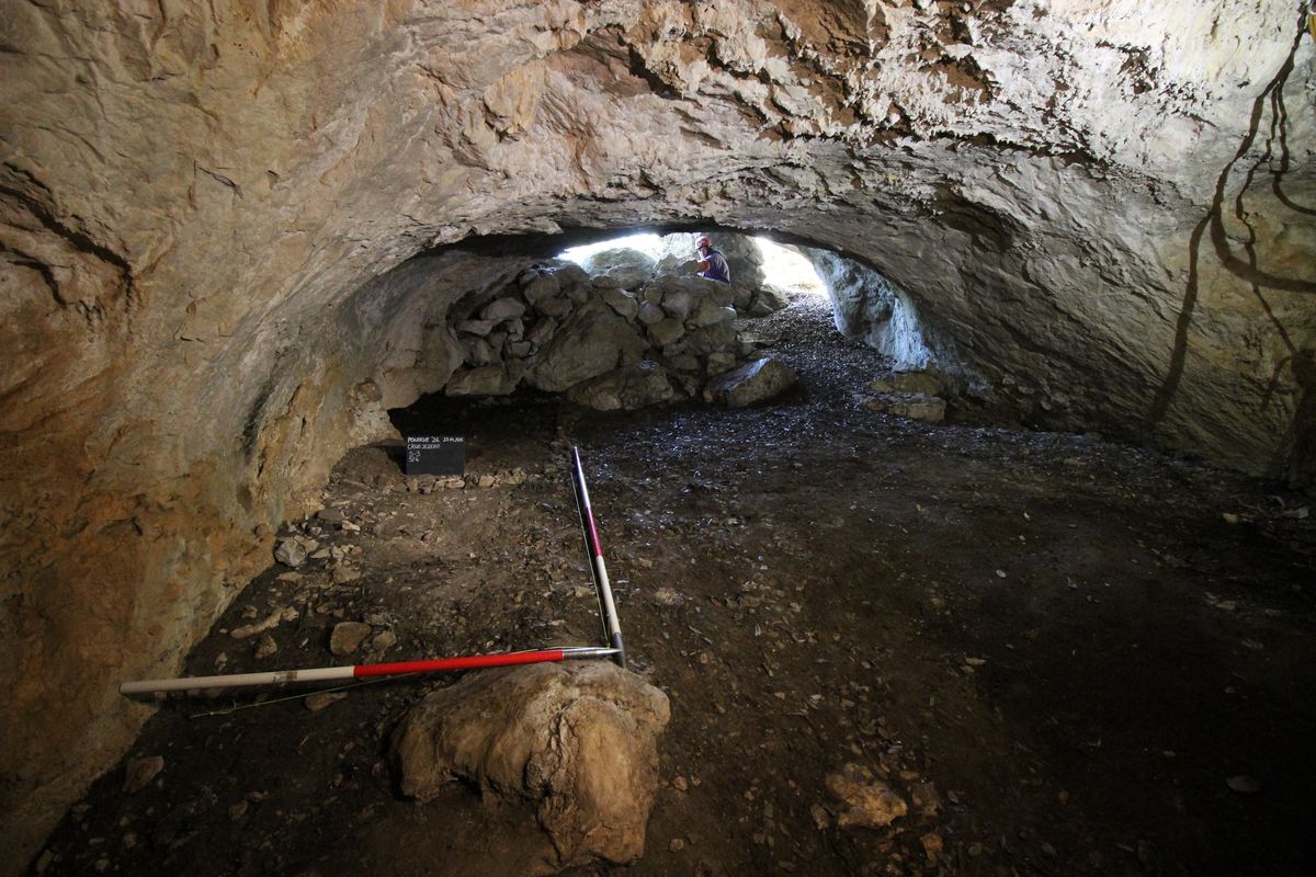 Una cueva polaca guardaba secretos invaluables.