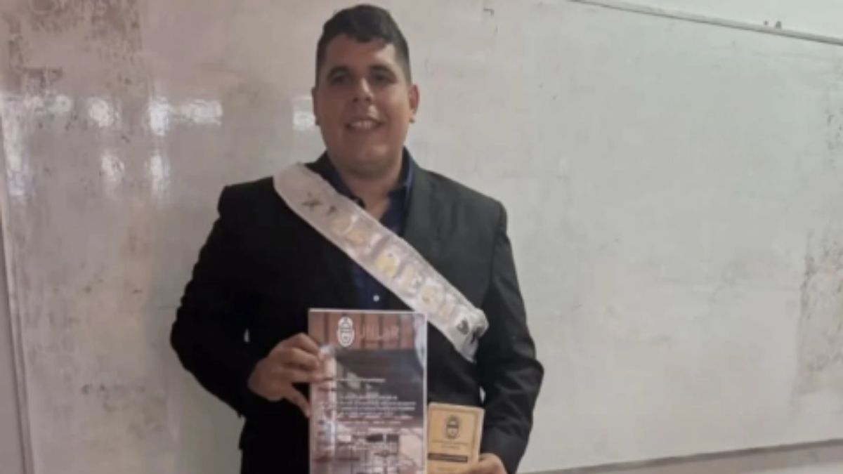 El momento en que se recibió el preso. El momento en que se recibió el preso.