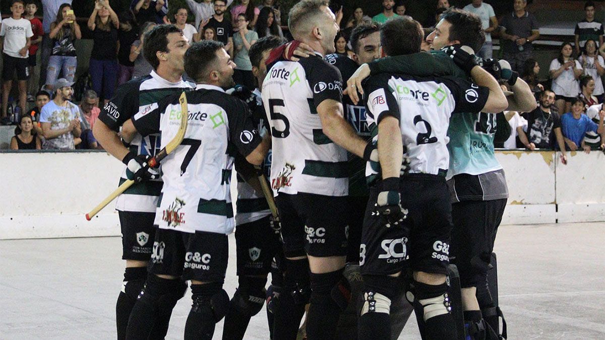 Banco Mendoza ganó y lidera el Apertura de hockey sobre patines.