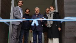 El gobernador de Mendoza, Alfredo Cornejo, durante la inauguración de las oficinas de PCR.