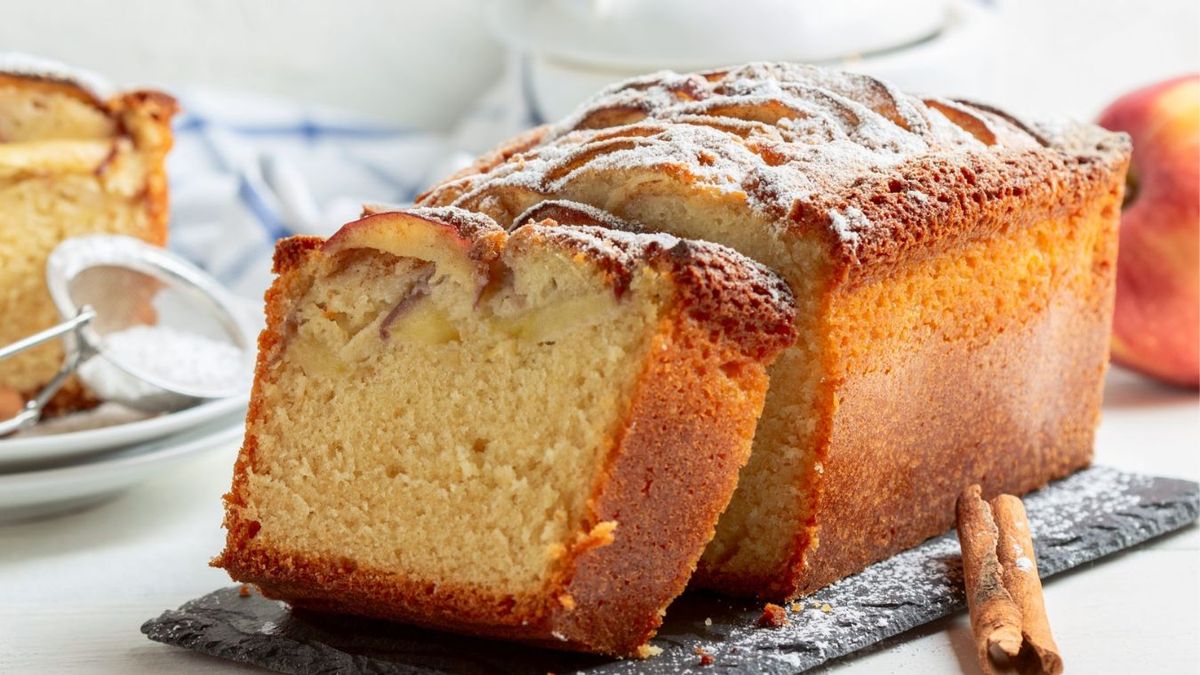 Budín de manzana saludable en licuadora: la receta sin harina ni azúcar para bajar de peso