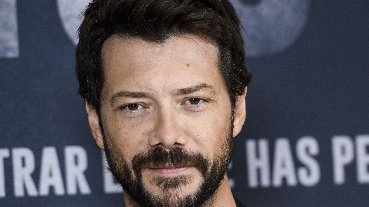 Está en Netflix la película española que es furor y solo para valientes