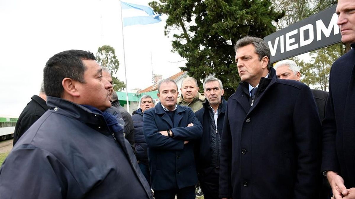 El presidente de la Cámara baja sostuvo que cada peso que se invierte en conectividad de internet, rutas, trenes y nuevos puertos, se desarrolla federalmente la Argentina.