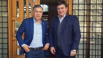 Alianzas líquidas: hace un mes Cornejo y De Marchi en contra, ahora juntos Alianzas líquidas: hace un mes Cornejo y De Marchi en contra, ahora juntos