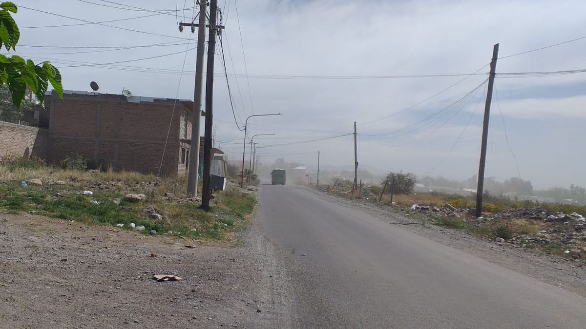 La suspensión de clases por viento Zonda rige para todas las modalidades en colegios del Gran Mendoza, Valle de Uco, San Rafael, General Alvear y Lavalle. La suspensión de clases por viento Zonda rige para todas las modalidades en colegios del Gran Mendoza, Valle de Uco, San Rafael, General Alvear y Lavalle.