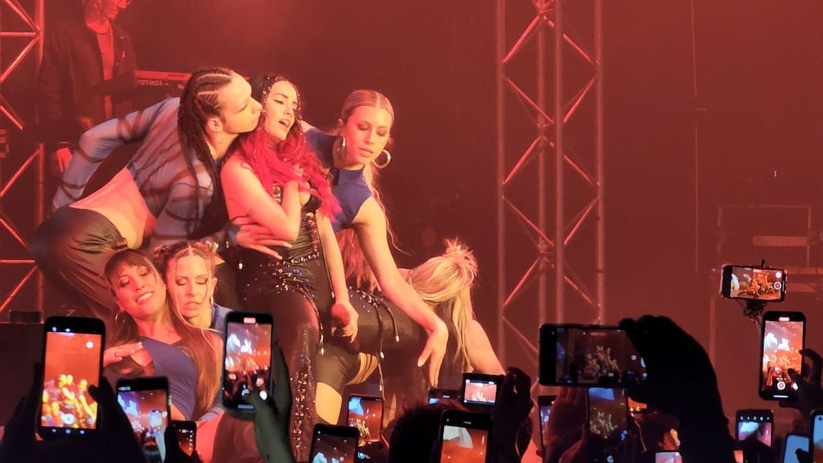 Lali presentó Disciplina Tour en el Arena Maipu.