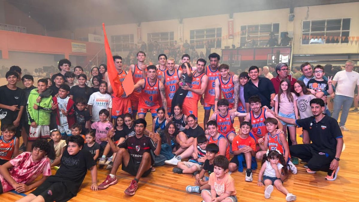 Rivadavia básquet abrió la Liga Argentina con un triunfazo