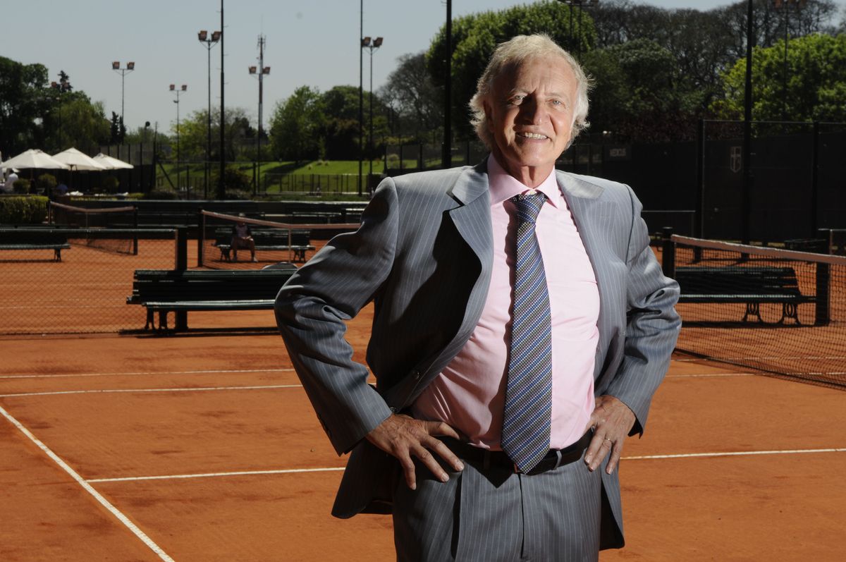 Entre sus innovadoras producciones, Fernando Marín organizó partidos de Copas Davis por más de 30 años. Entre sus innovadoras producciones, Fernando Marín organizó partidos de Copas Davis por más de 30 años.