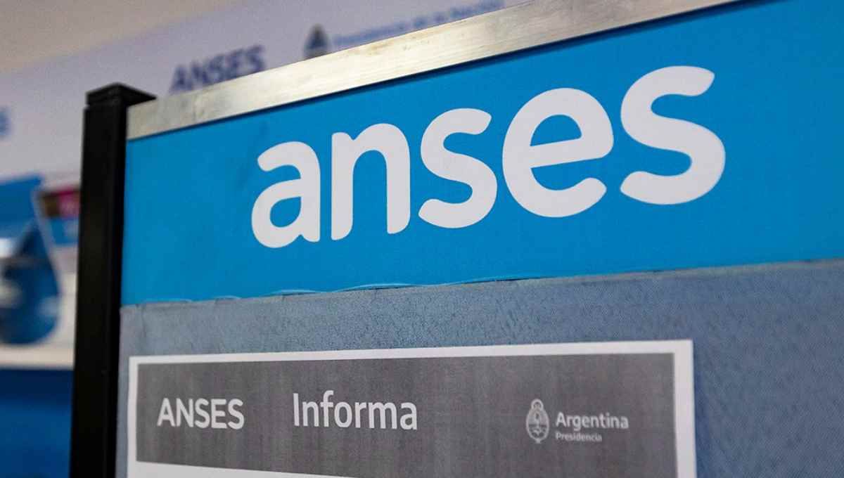 ANSES: las 3 MUY BUENAS noticias para JUBILADOS en abril 2024