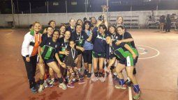 El maxi femenino de la UNCuyo gritó campeón