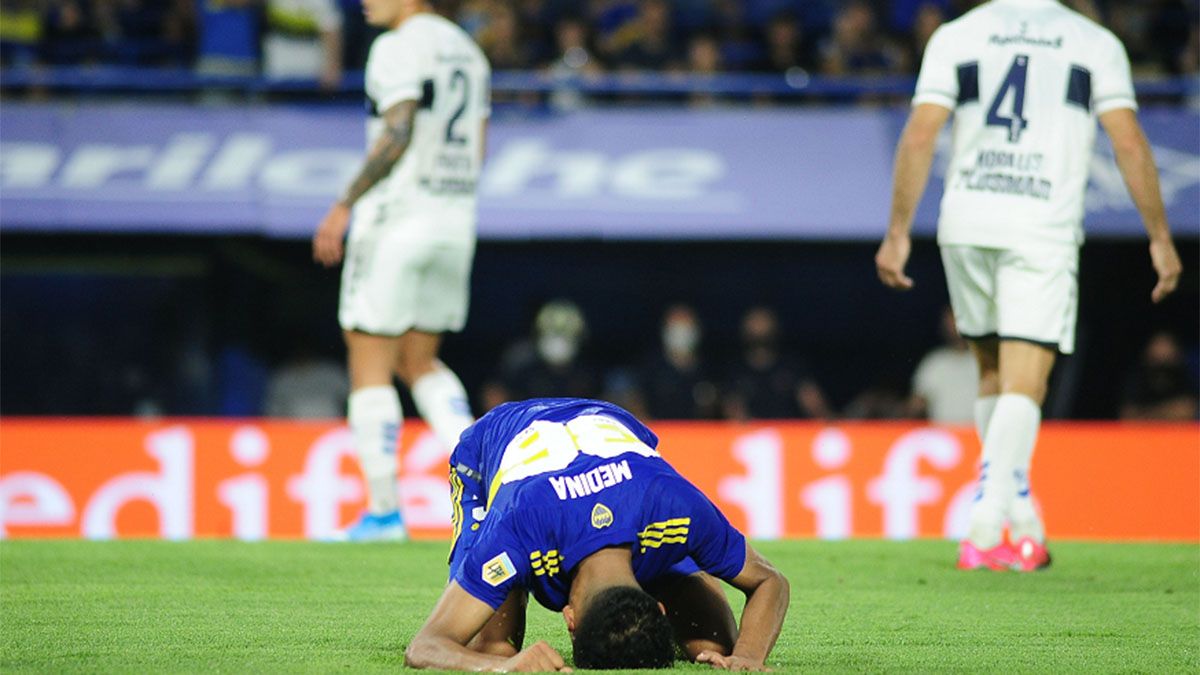 ¡Se viene la noche! Boca cayó ante Gimnasia La Plata y está mal