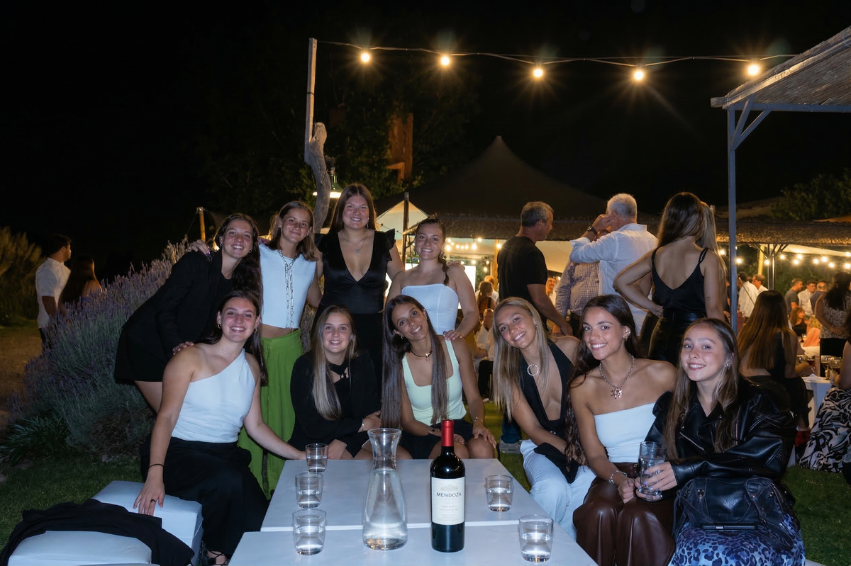 Las chicas de Los Tordos disfrutaron una noche única.