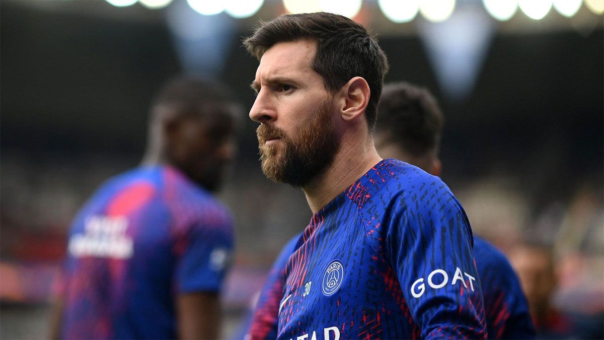 Lionel Messi jugará con el PSG este domingo al mediodía de Argentina. 
