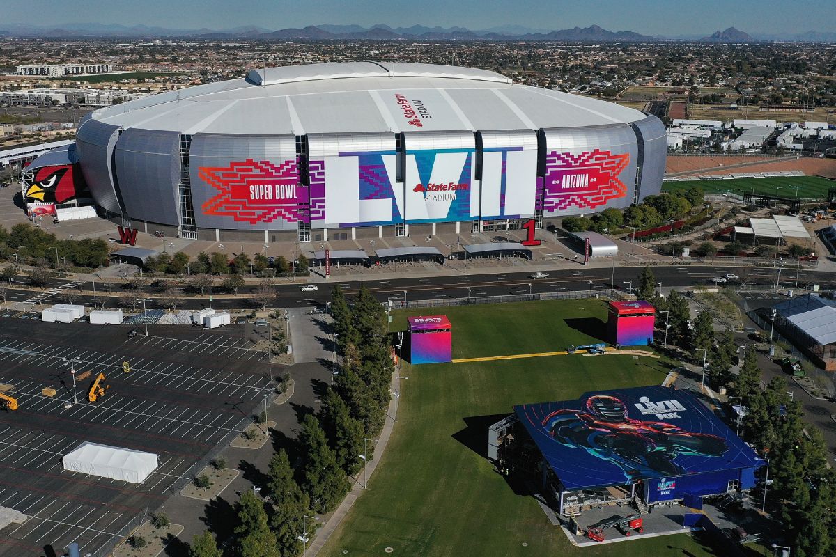 El imponente estadio de Arizona que recibirá al Super Bowl para definir al campeón de la NFL