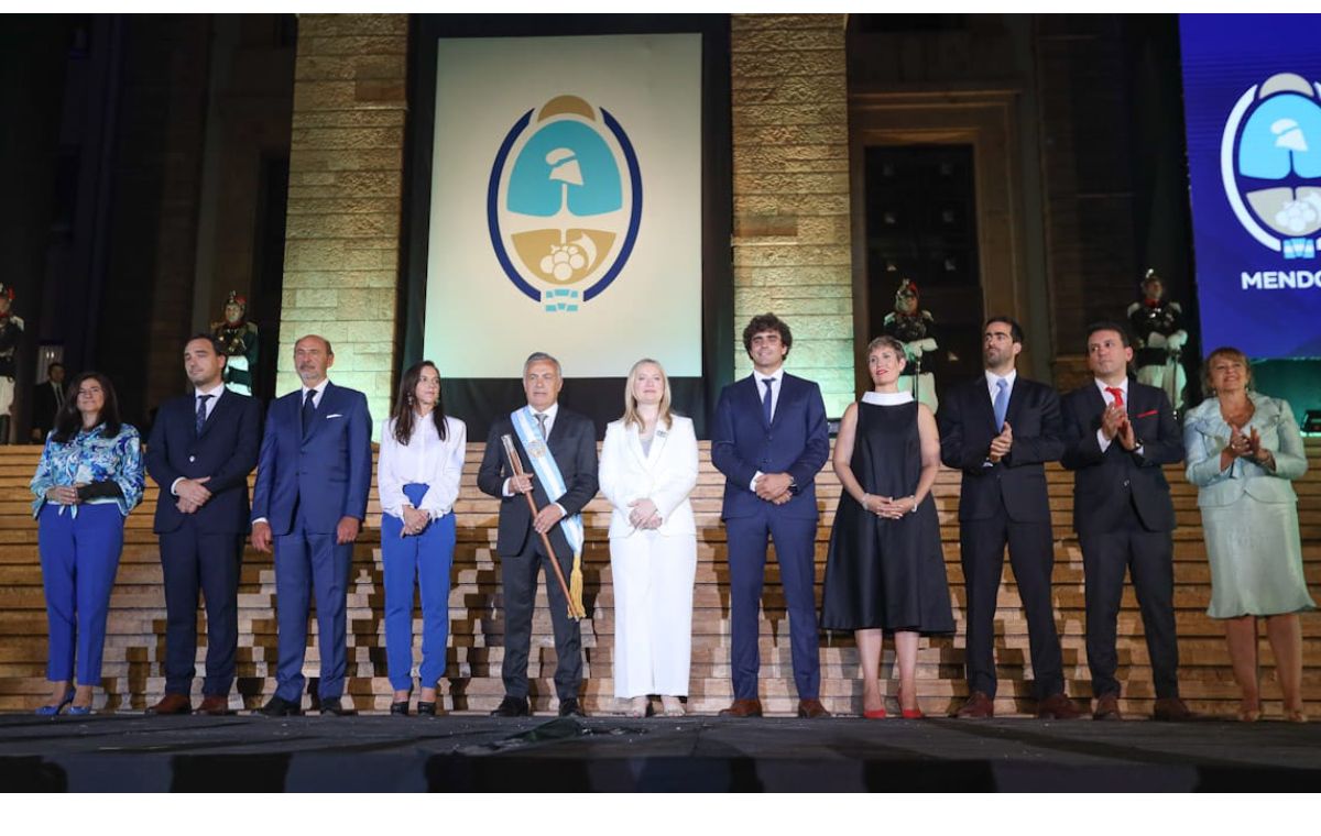 Gabriela Testa es parte del gabinete de Alfredo Cornejo junto a los ministros. Gabriela Testa es parte del gabinete de Alfredo Cornejo junto a los ministros.