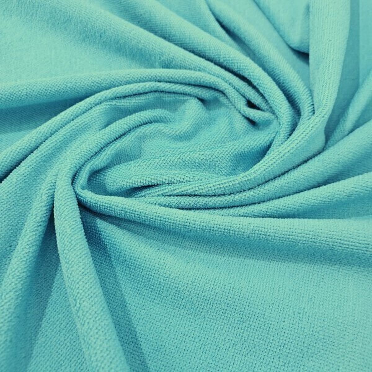 Un buen lavado harán que tus toallas duren más. Un buen lavado harán que tus toallas duren más.