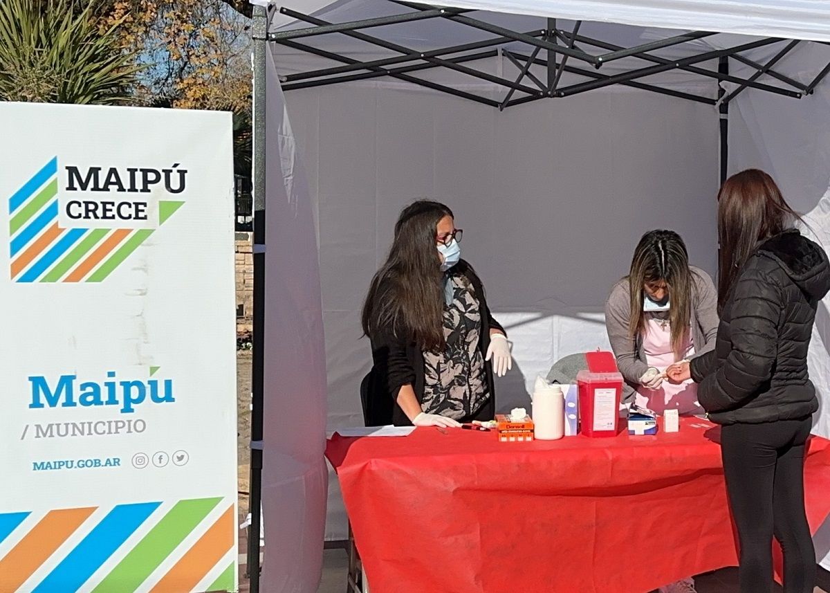 El municipio junto a la fundación Huésped  realizó test de forma gratuita en la plaza departamental.